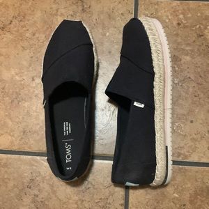 Tom’s canvas slip on shoes